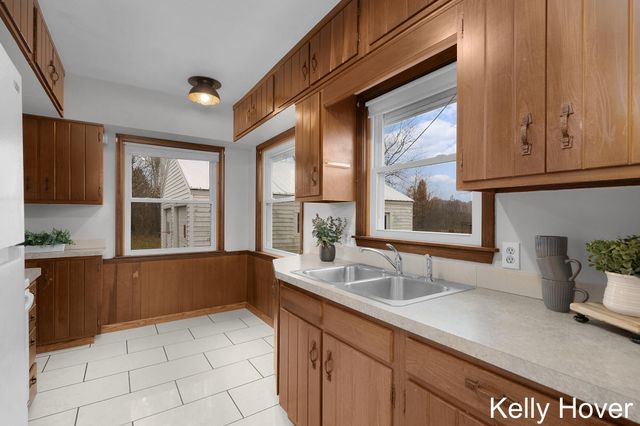 6185 Wing Avenue Se, Gaines Twp, MI 49512