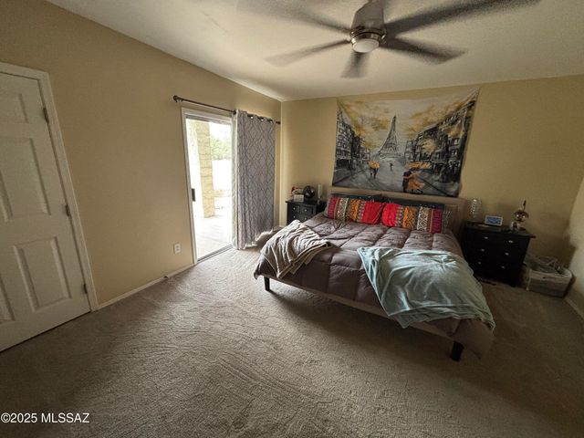 341 E Vía Terrenal, Green Valley, AZ 85614