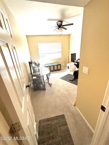 341 E Vía Terrenal, Green Valley, AZ 85614