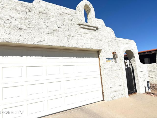341 E Vía Terrenal, Green Valley, AZ 85614