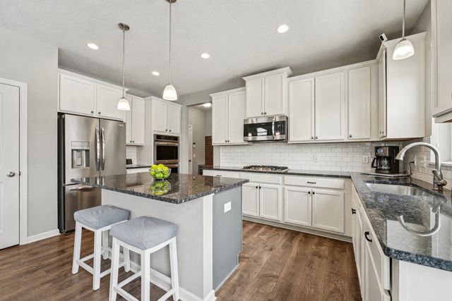 15244 Edgewood Avenue, Savage, MN 55378