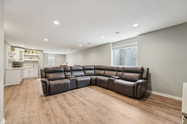 15244 Edgewood Avenue, Savage, MN 55378