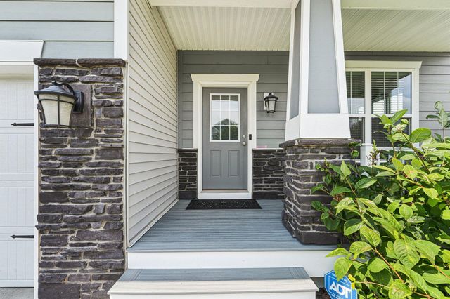 15244 Edgewood Avenue, Savage, MN 55378