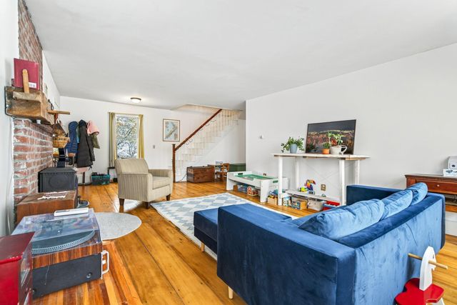 631 N Cream Hill Road, Shoreham, VT 05770