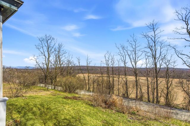631 N Cream Hill Road, Shoreham, VT 05770