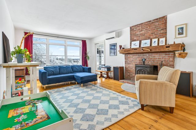 631 N Cream Hill Road, Shoreham, VT 05770