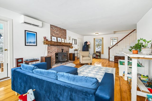 631 N Cream Hill Road, Shoreham, VT 05770