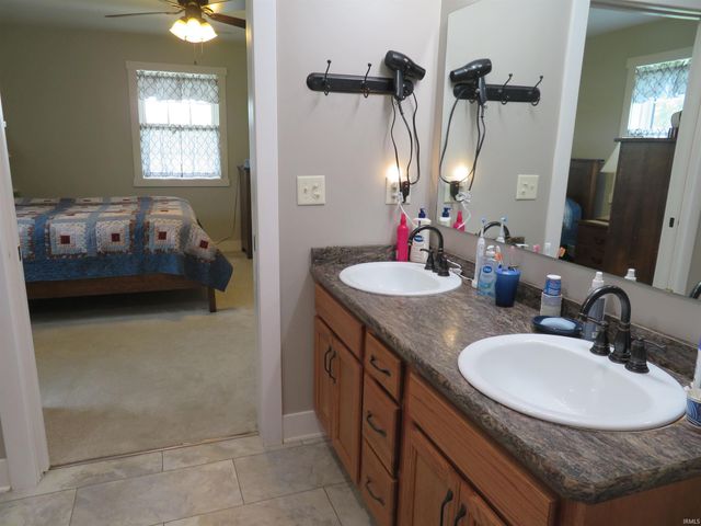 15670 County Road 42, Goshen, IN 46528