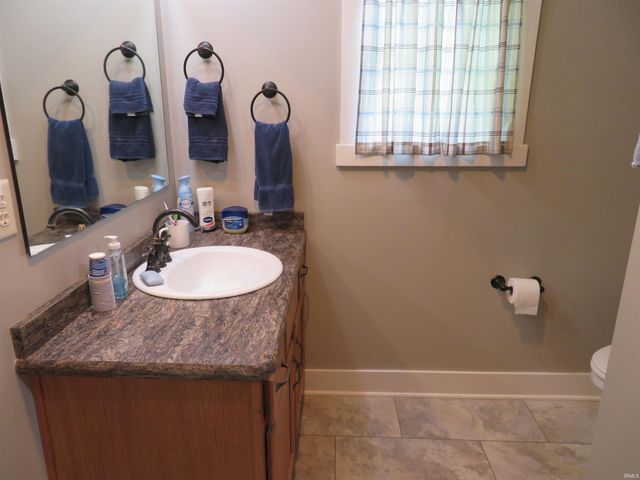 15670 County Road 42, Goshen, IN 46528