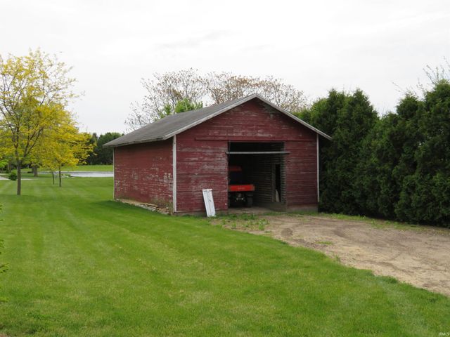 15670 County Road 42, Goshen, IN 46528