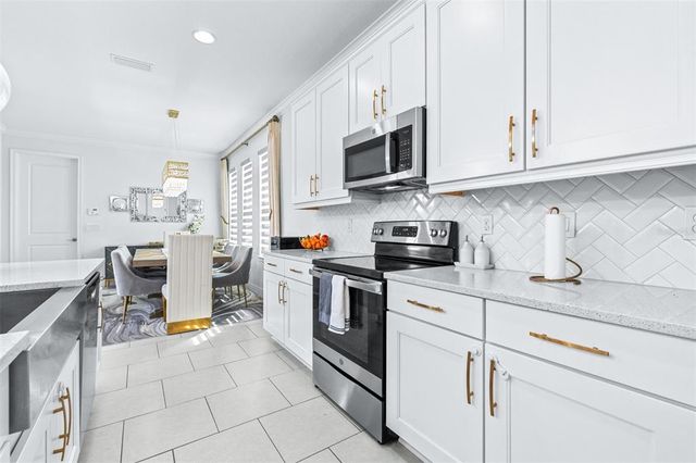 3706 FRONT PARK DRIVE, Wesley Chapel, FL 33543