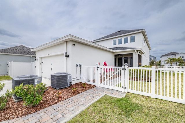 3706 FRONT PARK DRIVE, Wesley Chapel, FL 33543