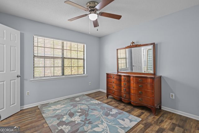 198 Greenwood Street, Jesup, GA 31545