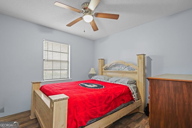 198 Greenwood Street, Jesup, GA 31545