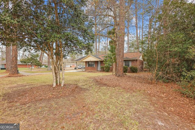 198 Greenwood Street, Jesup, GA 31545