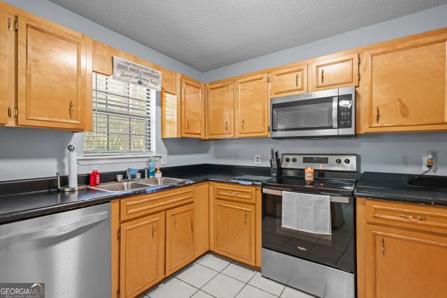 198 Greenwood Street, Jesup, GA 31545