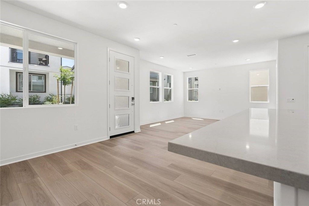 27322 Bear Paw Lane, Valencia, CA 91355 — photo 2