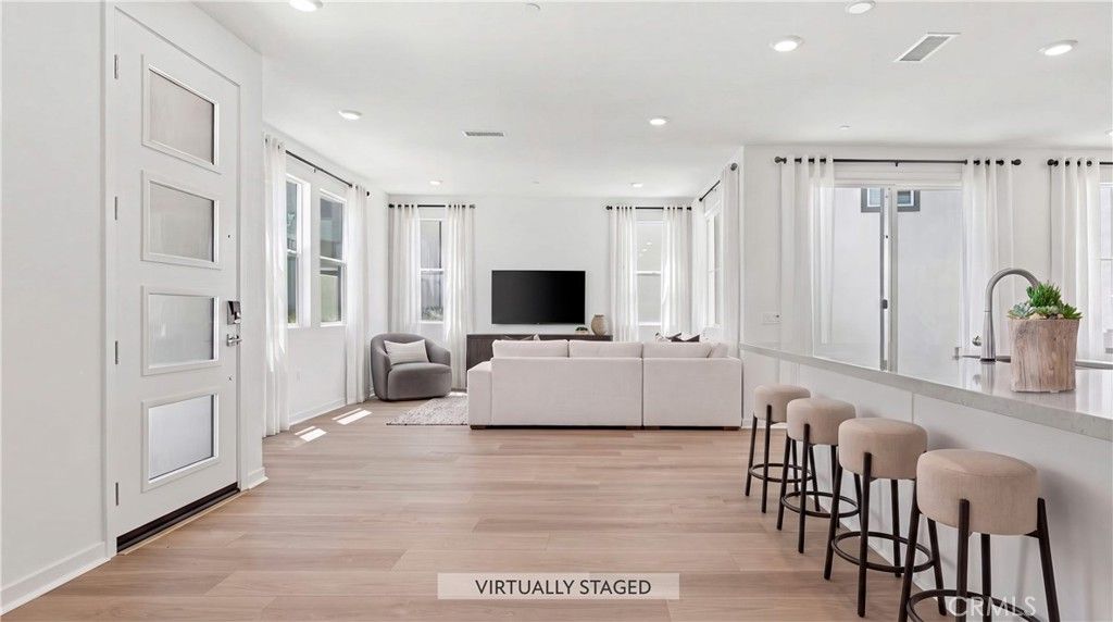 27322 Bear Paw Lane, Valencia, CA 91355 — photo 5