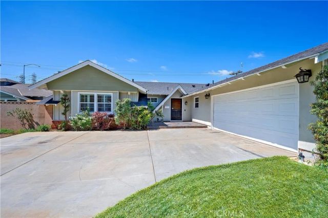 11591 Martha Ann, Los Alamitos, CA 90720