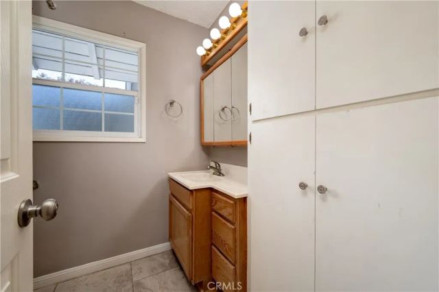 11591 Martha Ann, Los Alamitos, CA 90720