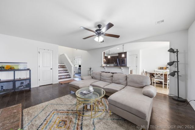 11040 N 119th Avenue E, Owasso, OK 74055