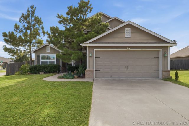 11040 N 119th Avenue E, Owasso, OK 74055