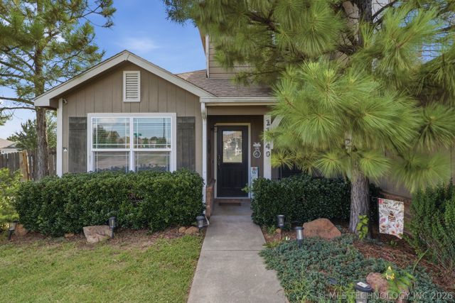 11040 N 119th Avenue E, Owasso, OK 74055