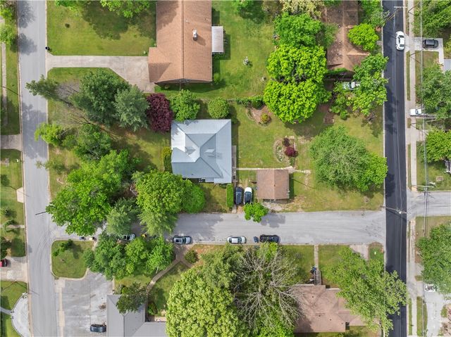 324 N Cherry Street, Harrison, AR 72601