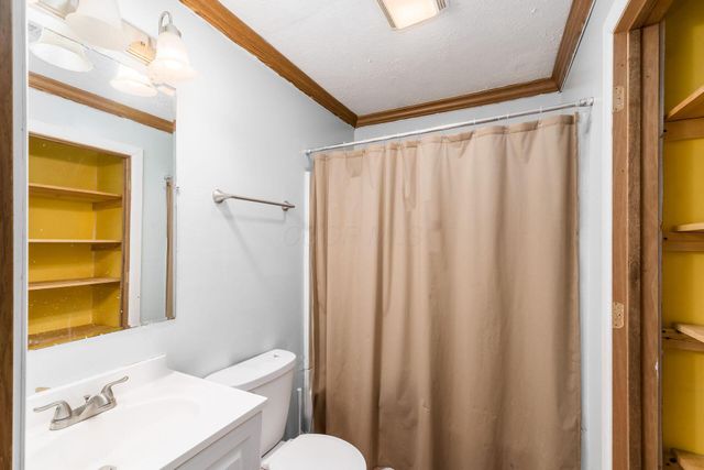 575 Renick Avenue, Circleville, OH 43113