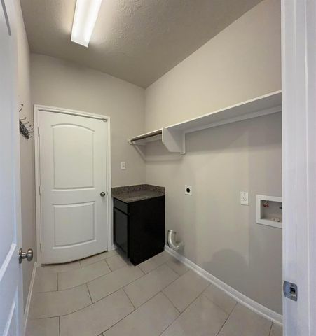 1841 Basin Trail, Brenham, TX 77833