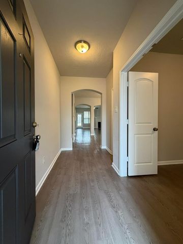 1841 Basin Trail, Brenham, TX 77833