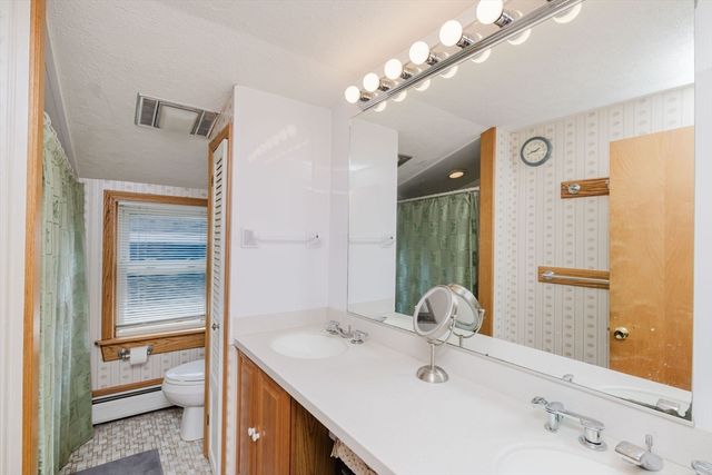 65 Bigelow, Fall River, MA 02720