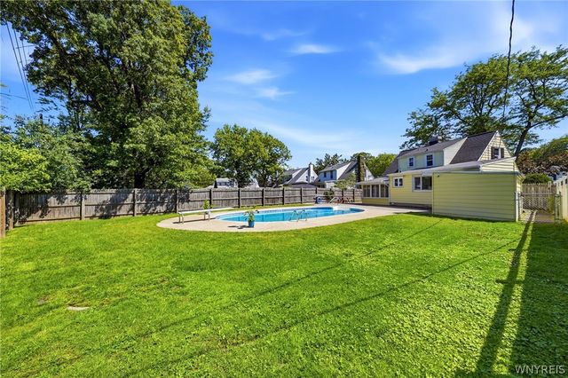 114 Brockett Drive, Tonawanda, NY 14223