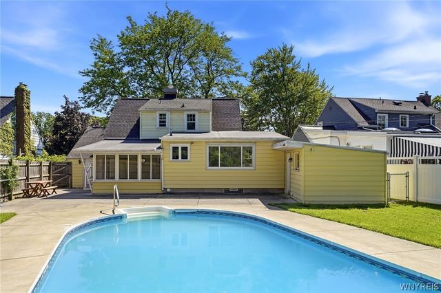 114 Brockett Drive, Tonawanda, NY 14223