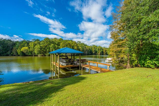 1075 Chapel Branch Road, Santee, SC 29142