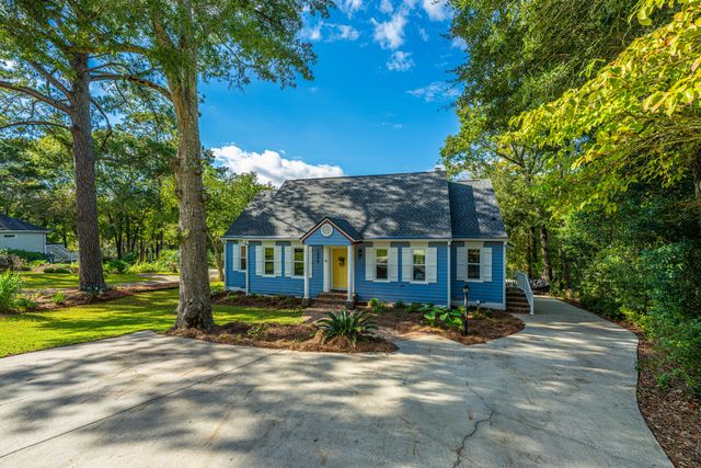 1075 Chapel Branch Road, Santee, SC 29142