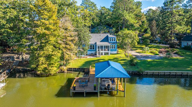 1075 Chapel Branch Road, Santee, SC 29142