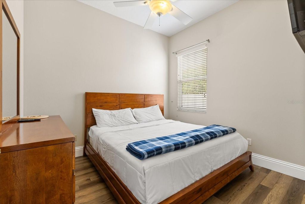 Image 30 of property listing at 13010 ISLAMORADA DRIVE, Orlando, FL 32837