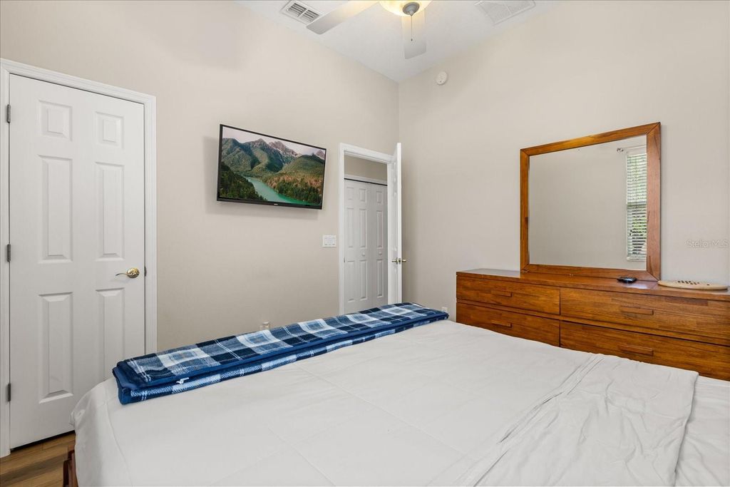 Image 31 of property listing at 13010 ISLAMORADA DRIVE, Orlando, FL 32837