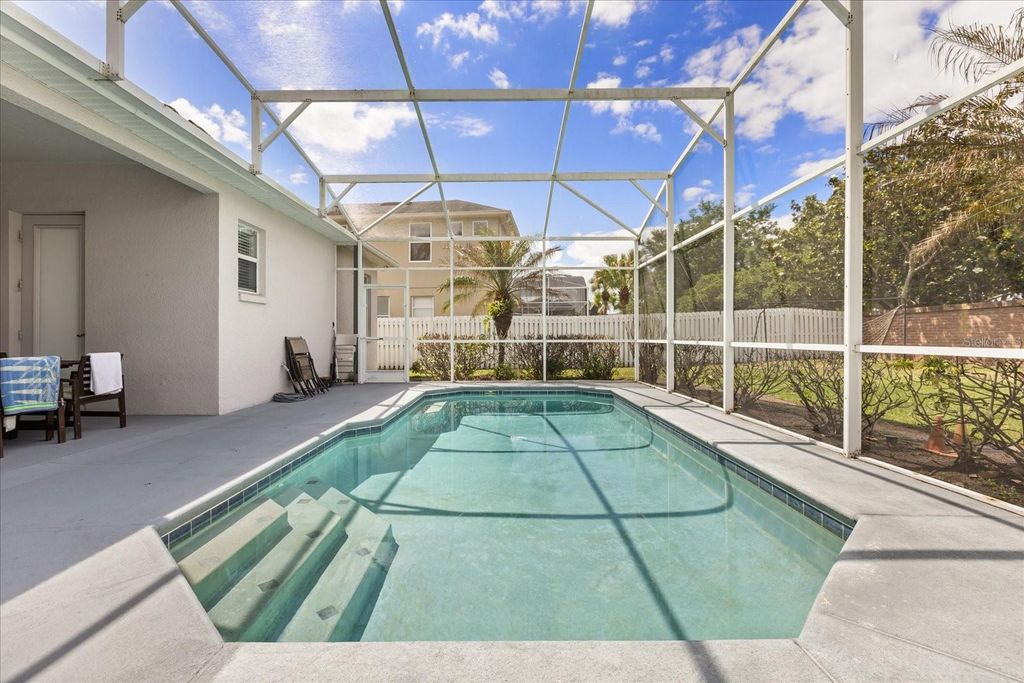 Image 42 of property listing at 13010 ISLAMORADA DRIVE, Orlando, FL 32837