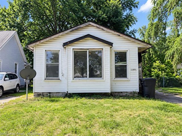 16891 Fenton Street, Detroit, MI 48219