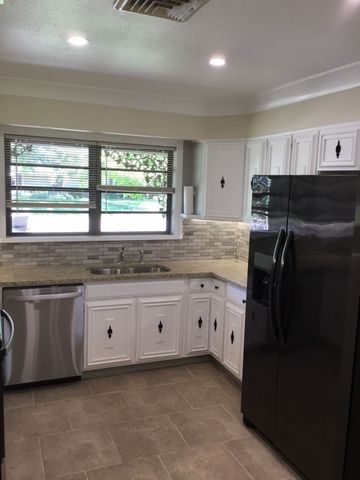 217 Bruce Avenue, Shreveport, LA 71105