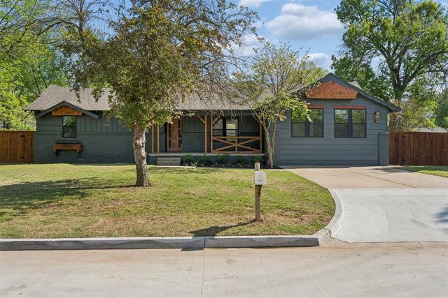 832 Oakbrook Drive, Norman, OK 73072