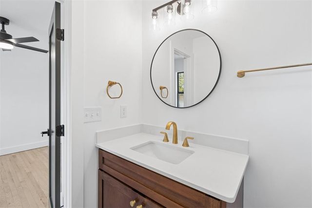 832 Oakbrook Drive, Norman, OK 73072