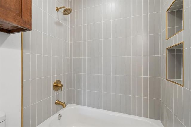832 Oakbrook Drive, Norman, OK 73072