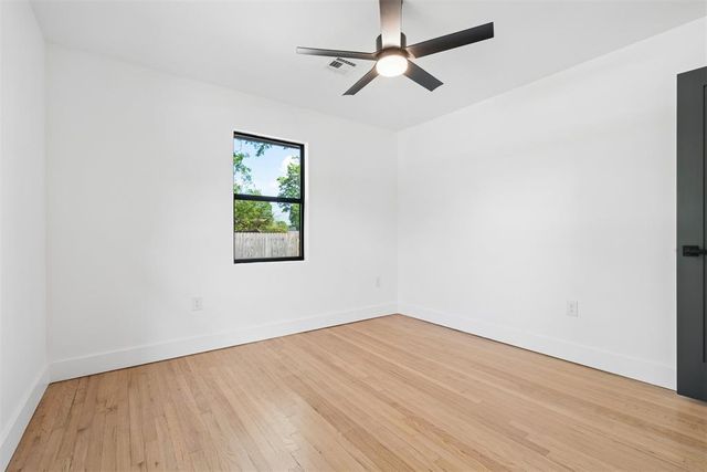 832 Oakbrook Drive, Norman, OK 73072