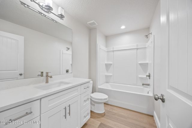 178 Hidden Woods Place, Melbourne, FL 32901