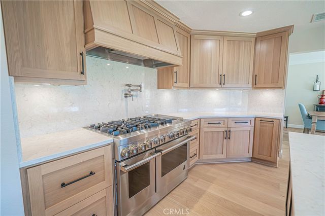 23454 Cloverdale Court, Newhall, CA 91321
