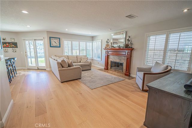 23454 Cloverdale Court, Newhall, CA 91321