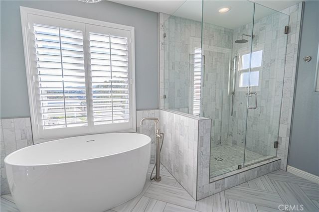 23454 Cloverdale Court, Newhall, CA 91321